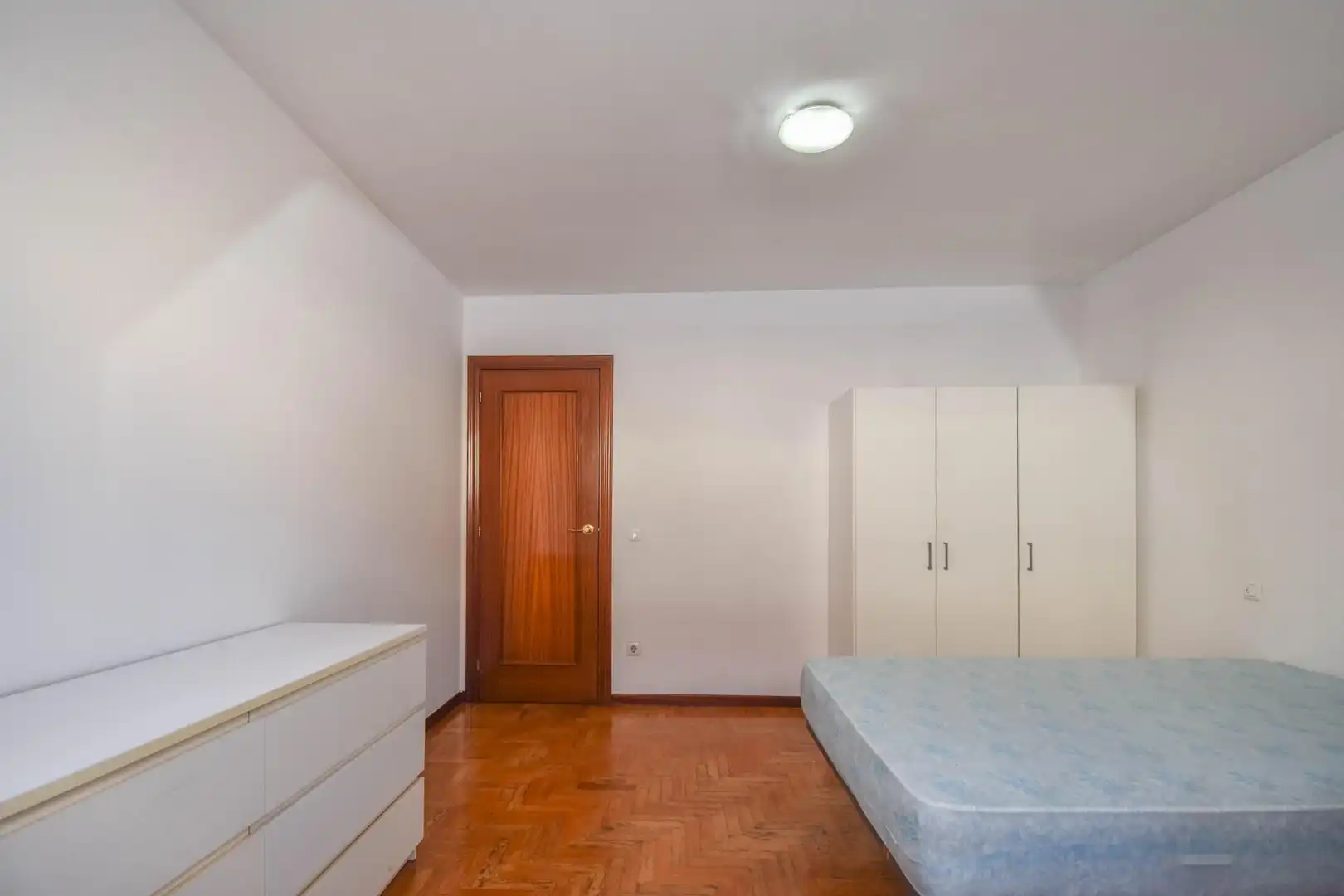 Dachboden zur Miete in Cambre