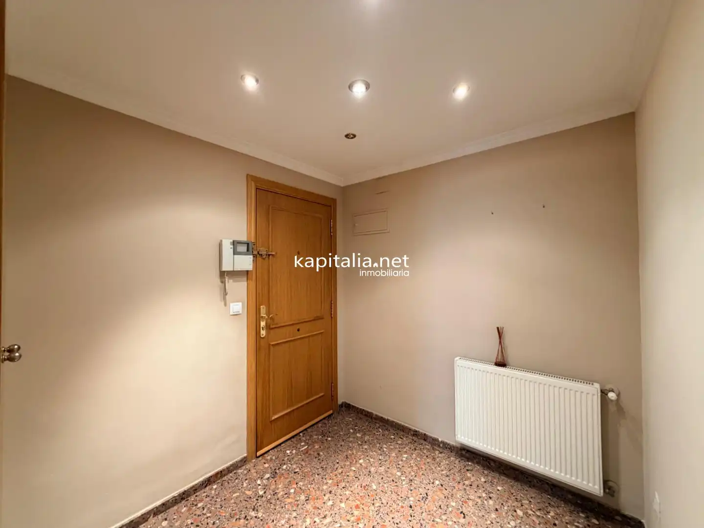 Flat for sale in Alcoy / Alcoi  with Air Conditioner, Heating and Private garden