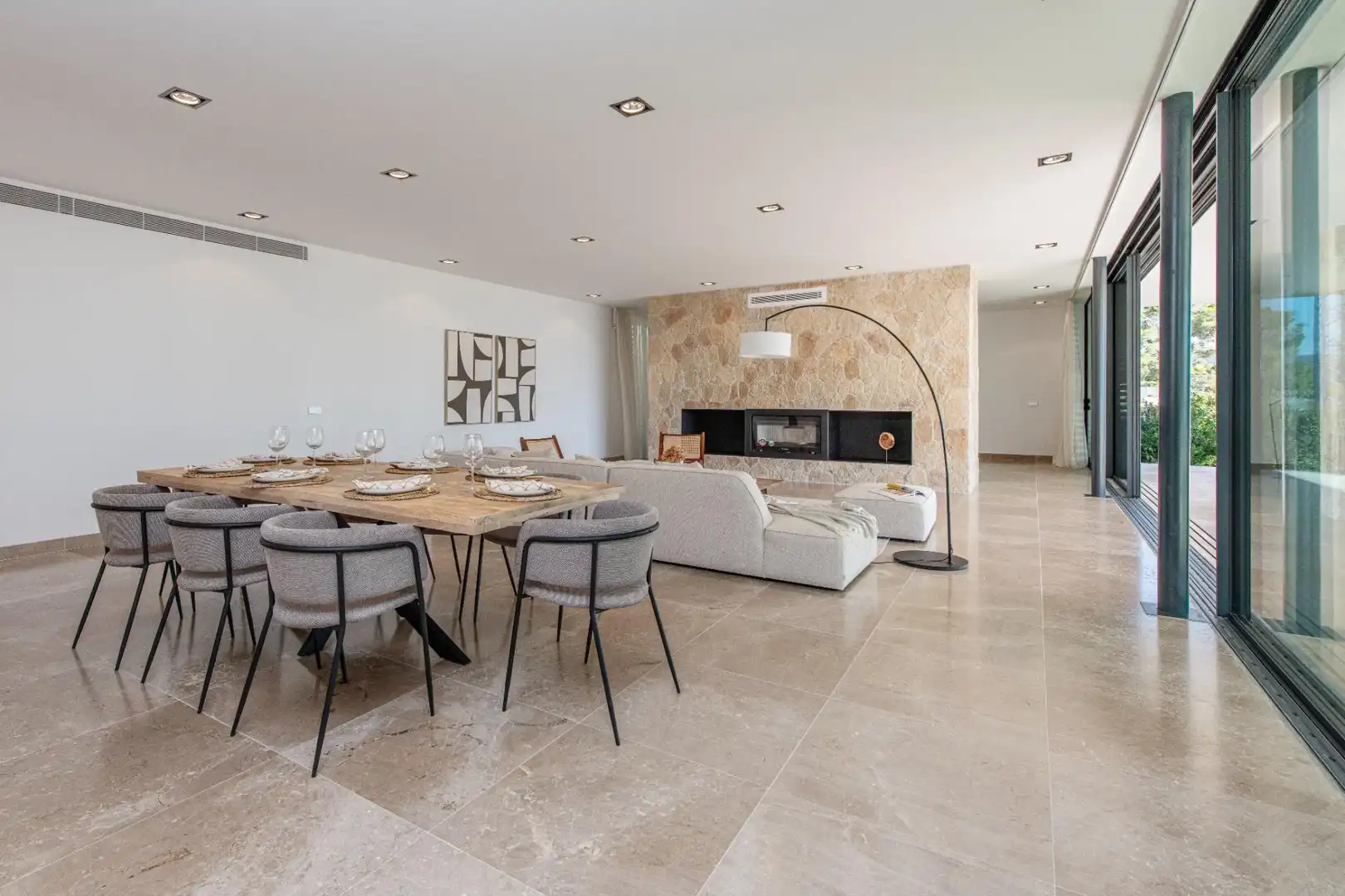 Dining room of Houses for sale in Calvià  with Air Conditioner, Private garden and Terrace