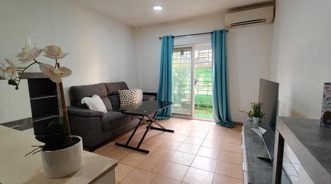 Foto 4 de Piso en venta en Calle de Argamasilla de Alba, Fuente Alegre - El Chaparral - Los Morales, Málaga Capital