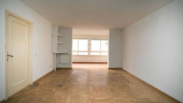 Piso en Venta en Calle de Anaís Nin, 0 en Loranca