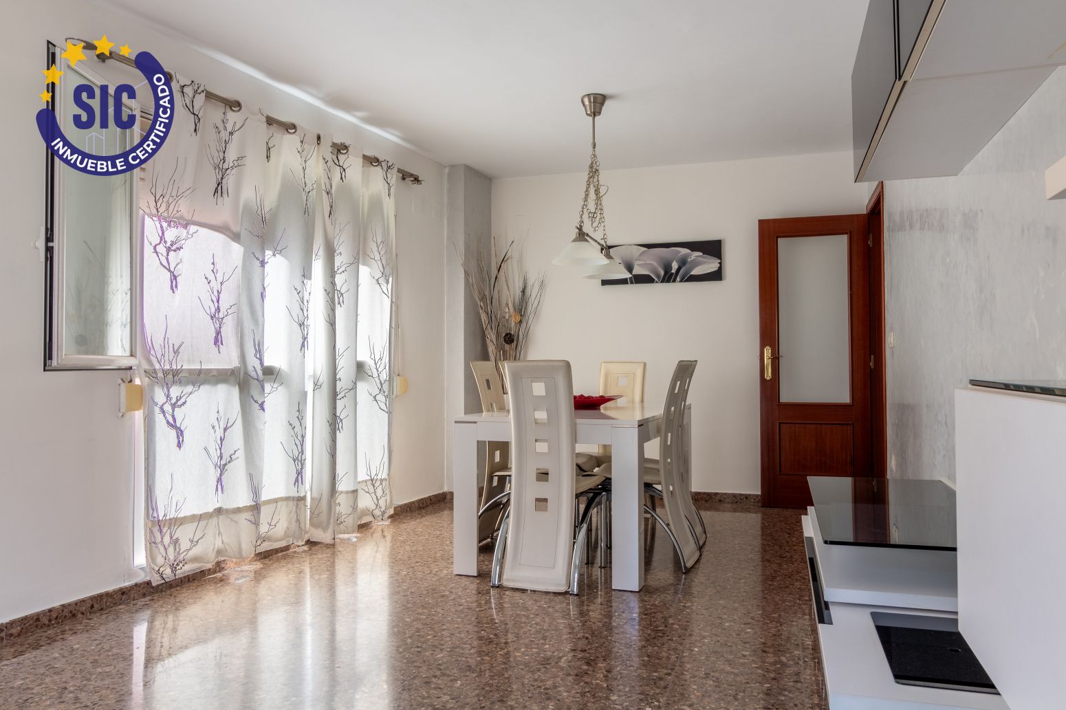 Dining room of Flat for sale in Gilet  with Parquet flooring, Terrace and Storage room