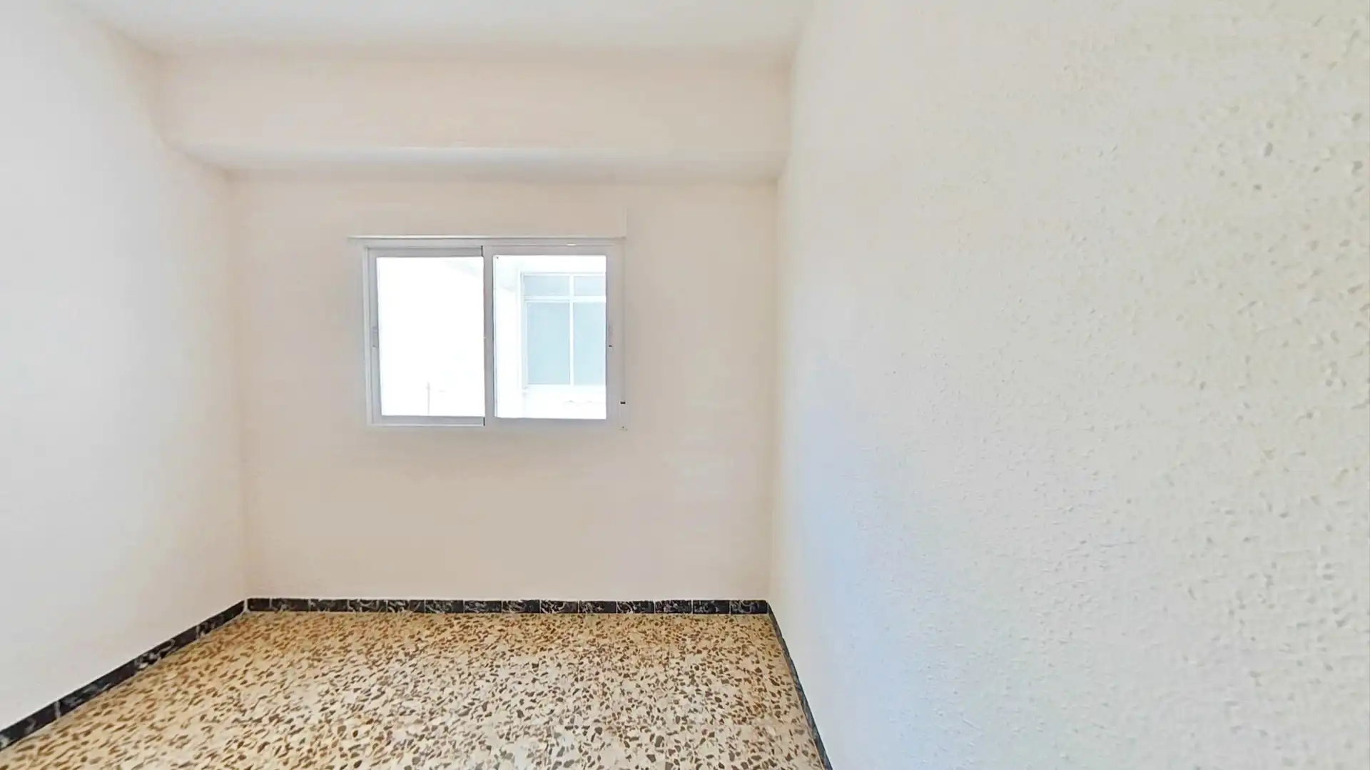 Flat for rent in Carolinas Bajas