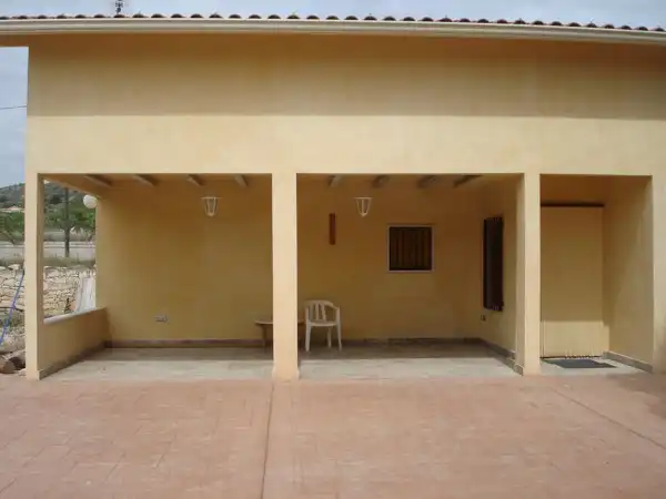 Villa avec jardin à vendre à Monóvar  / Monòver, imagen 3