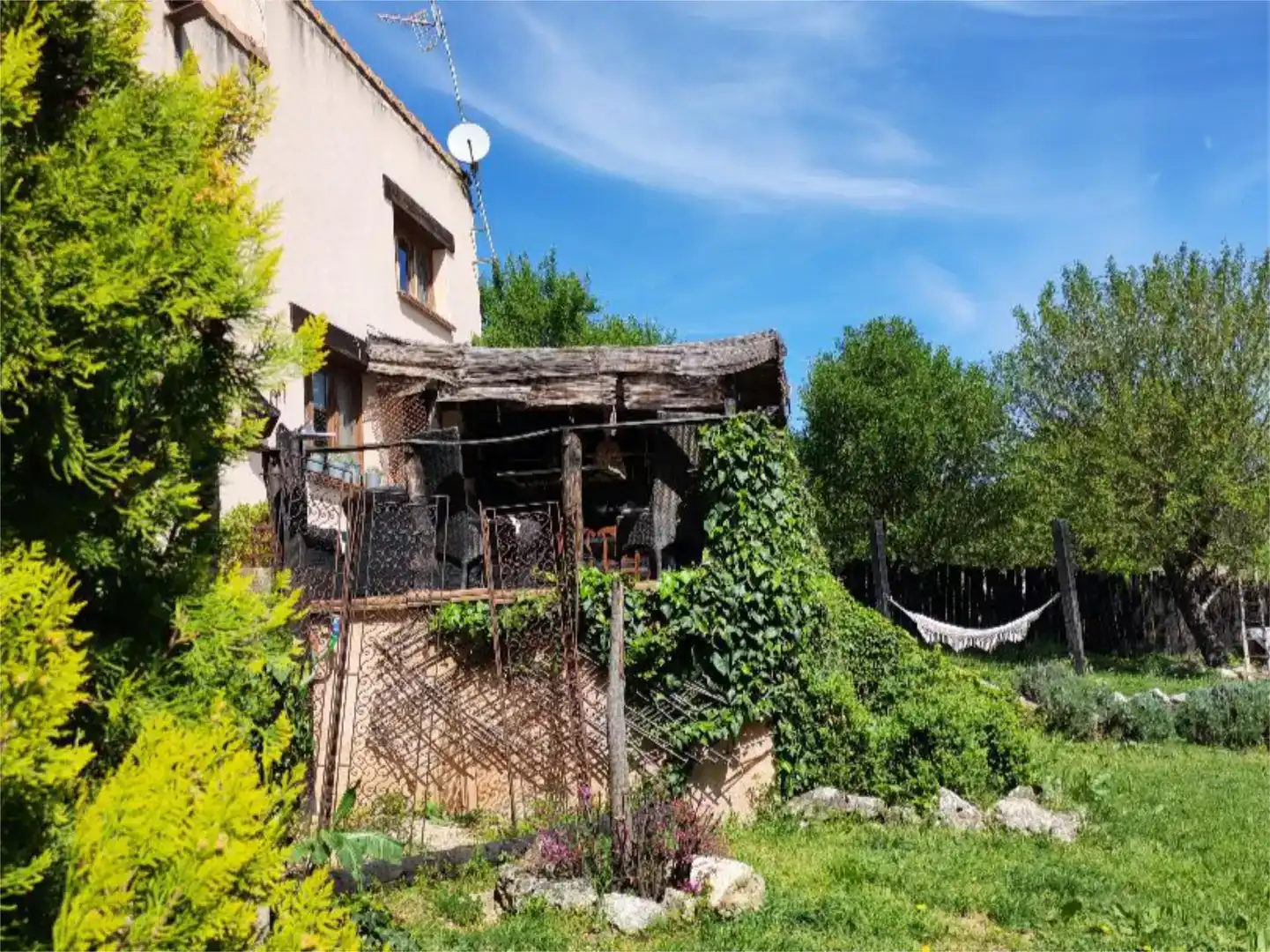 Jardí de Pis en venda en Sepúlveda amb Jardí privat i Moblat