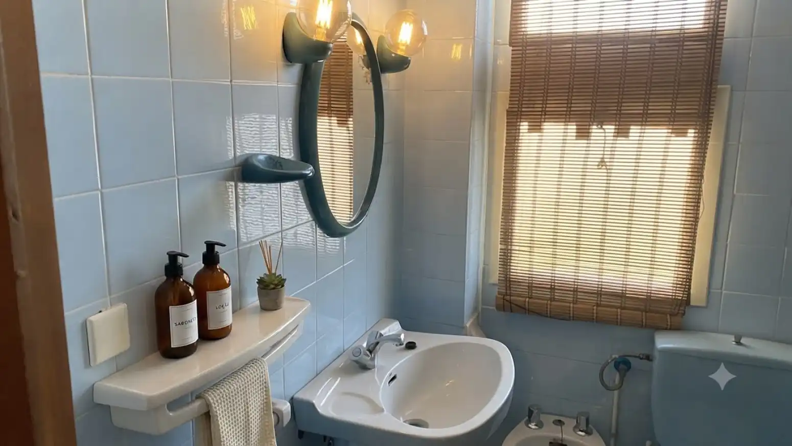 Bathroom of Flat for sale in Valencia  with Balcony