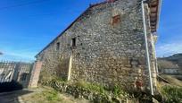 Vista exterior de Finca rústica en venda en Villaescusa (Cantabria) amb Jardí privat i Terrassa