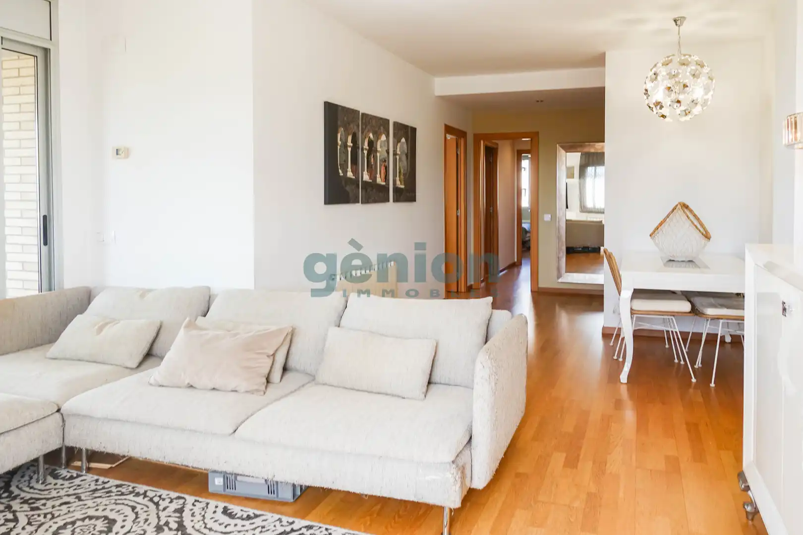 Living room of Flat for sale in Salt  with Air Conditioner, Heating and Terrace
