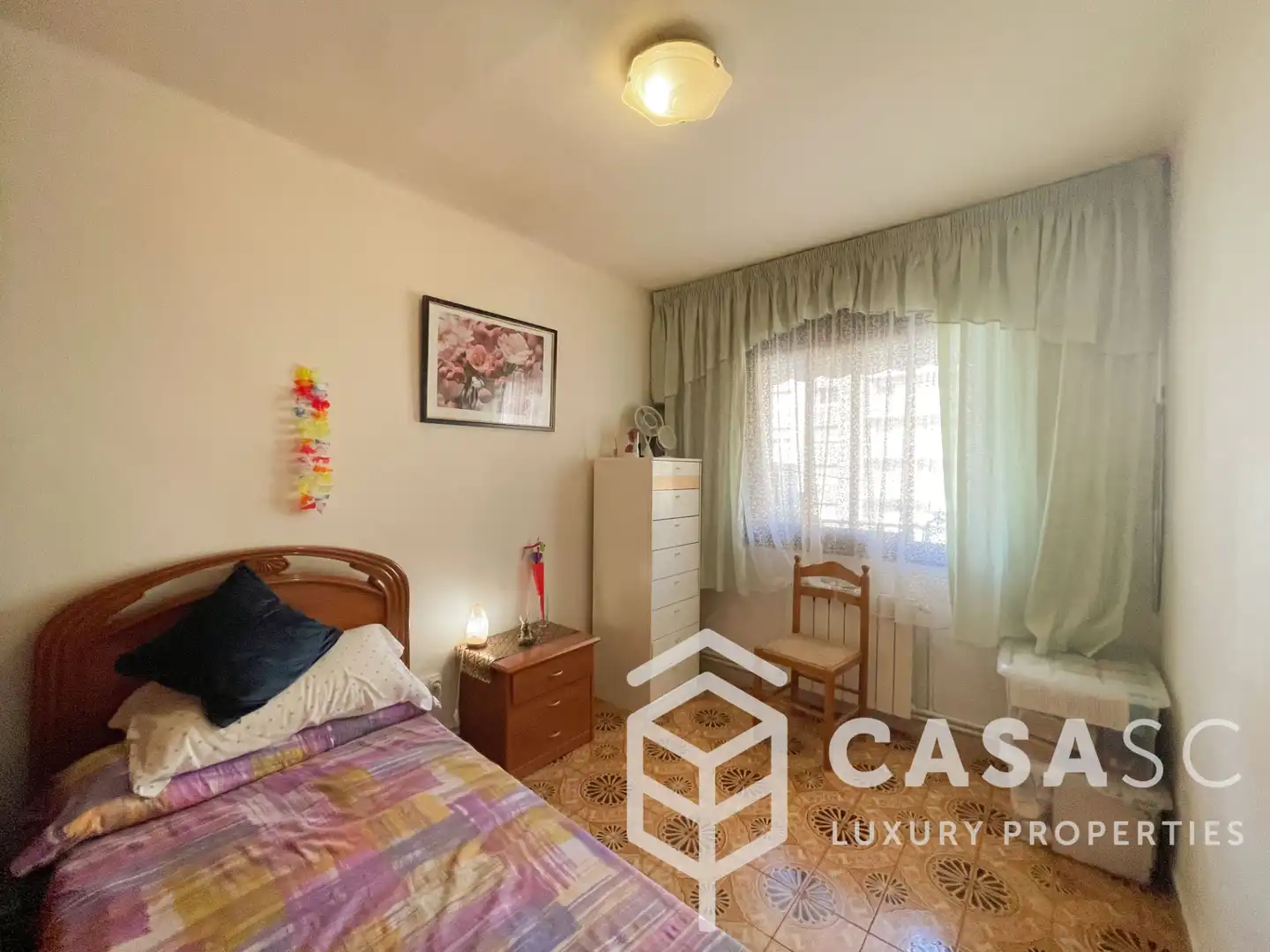 Vista exterior de Piso en venta en Cerdanyola del Vallès con Calefacción, Amueblado y Balcón