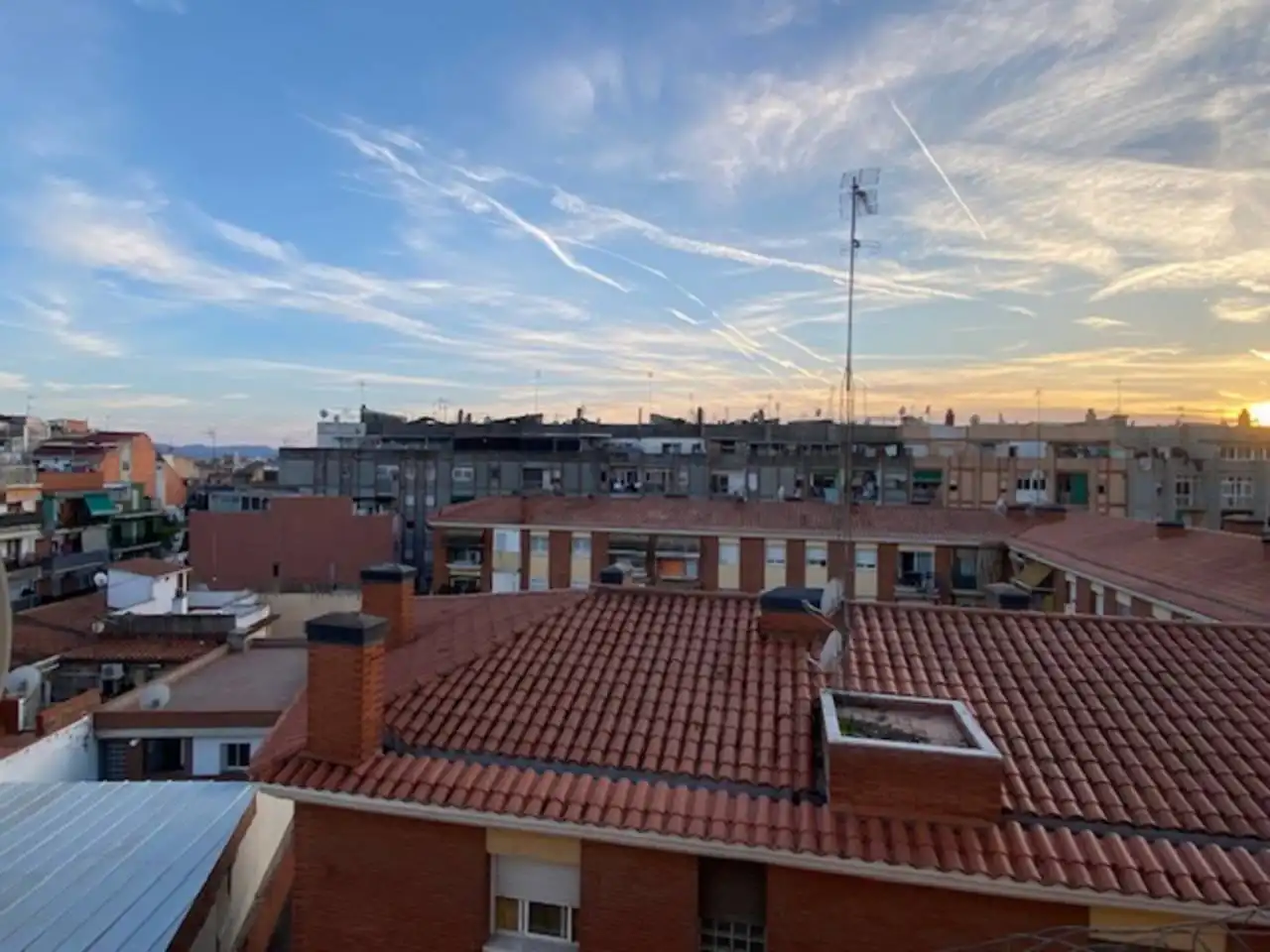 Exterior view of Flat for sale in Canovelles  with Balcony