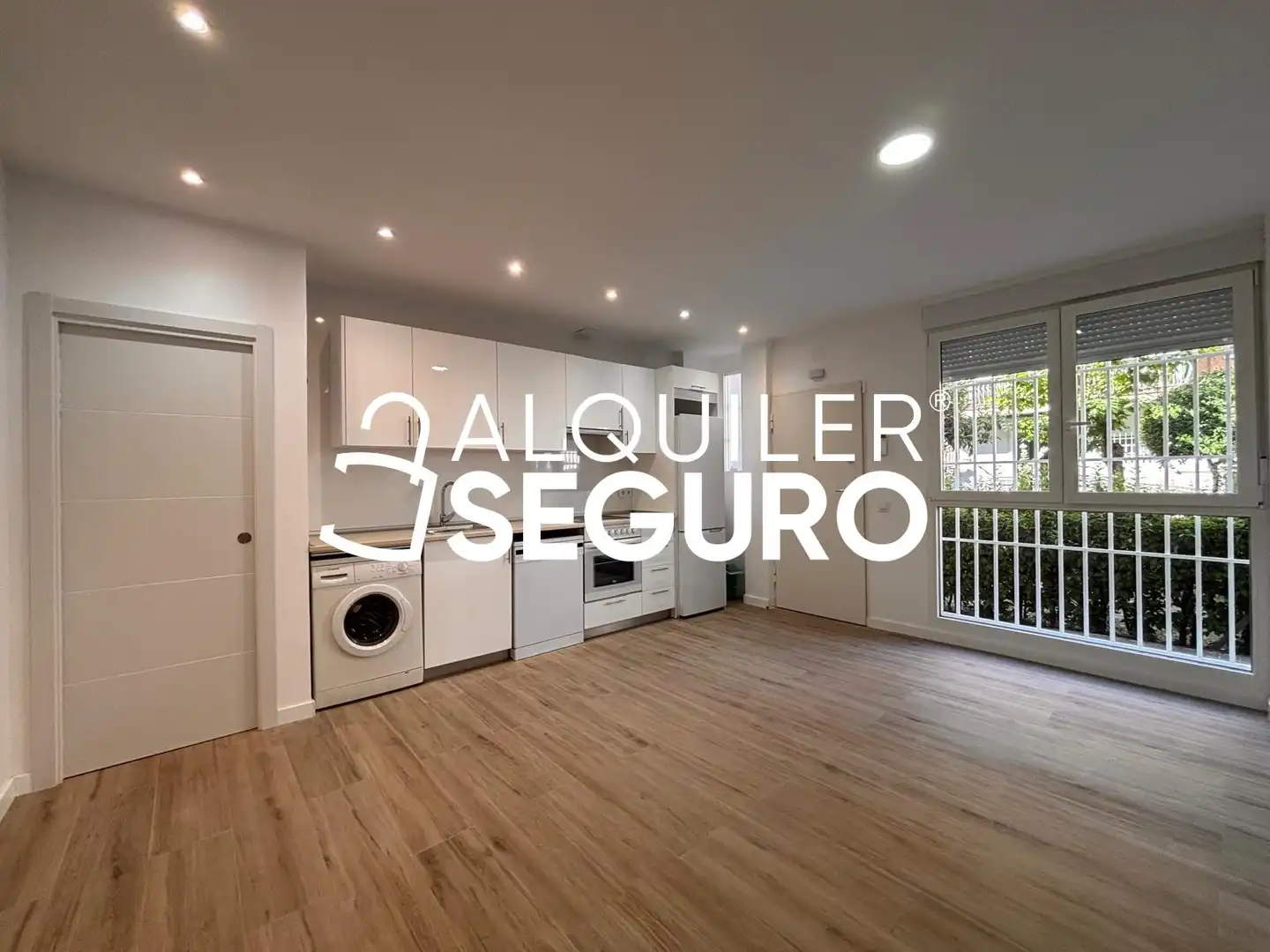 Außenansicht von Wohnung zur Miete in Madrid mit Heizung