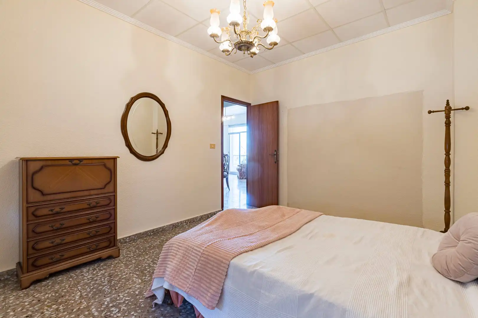 Habitación de Piso en venta en Murcia con Terraza, Amueblado y Balcón