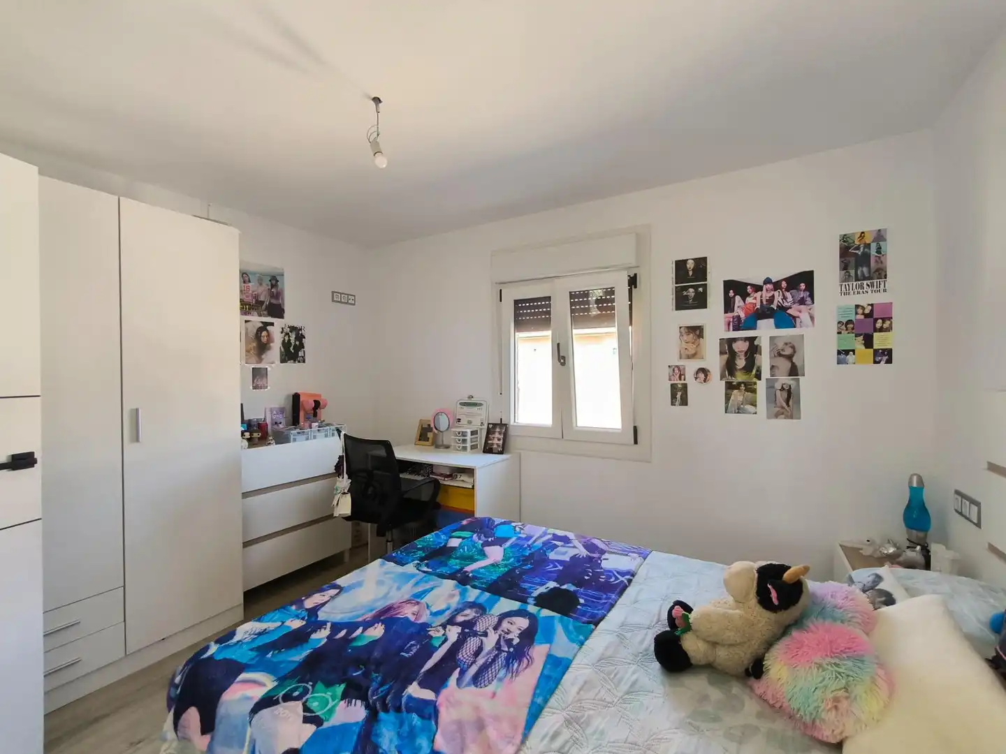 Dormitori de Casa adosada en venda en Pontevedra Capital  amb Terrassa i Traster