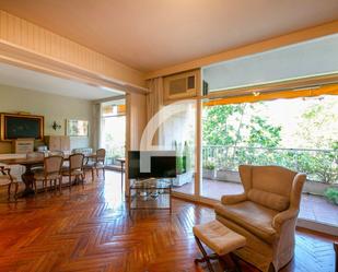 Living room of Flat for sale in  Barcelona Capital  with Air Conditioner, Heating and Terrace