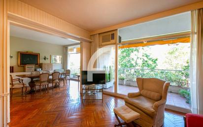 Living room of Flat for sale in  Barcelona Capital  with Air Conditioner, Heating and Terrace