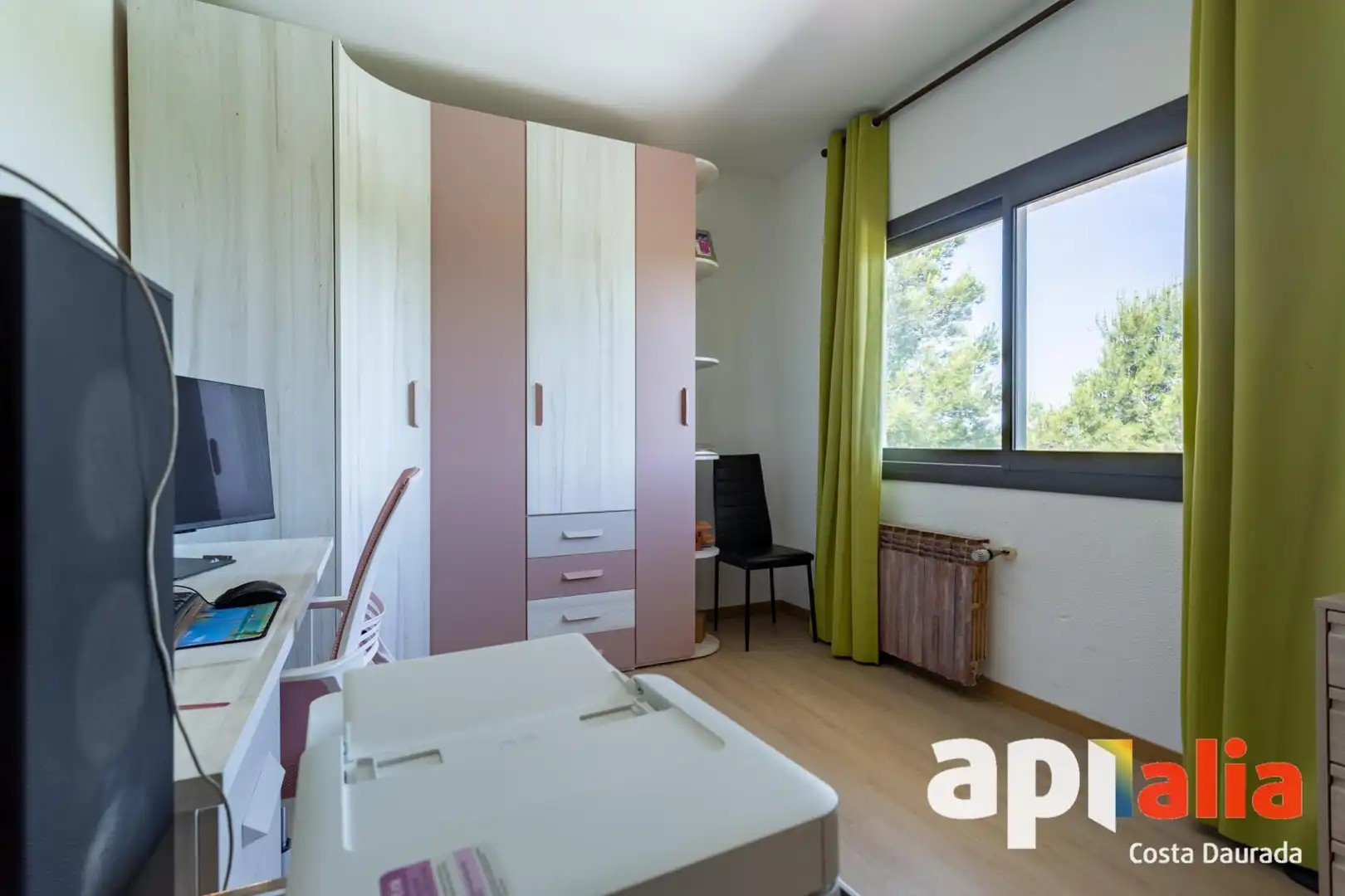 Dormitori de Casa o xalet en venda en Salou amb Calefacció, Jardí privat i Terrassa