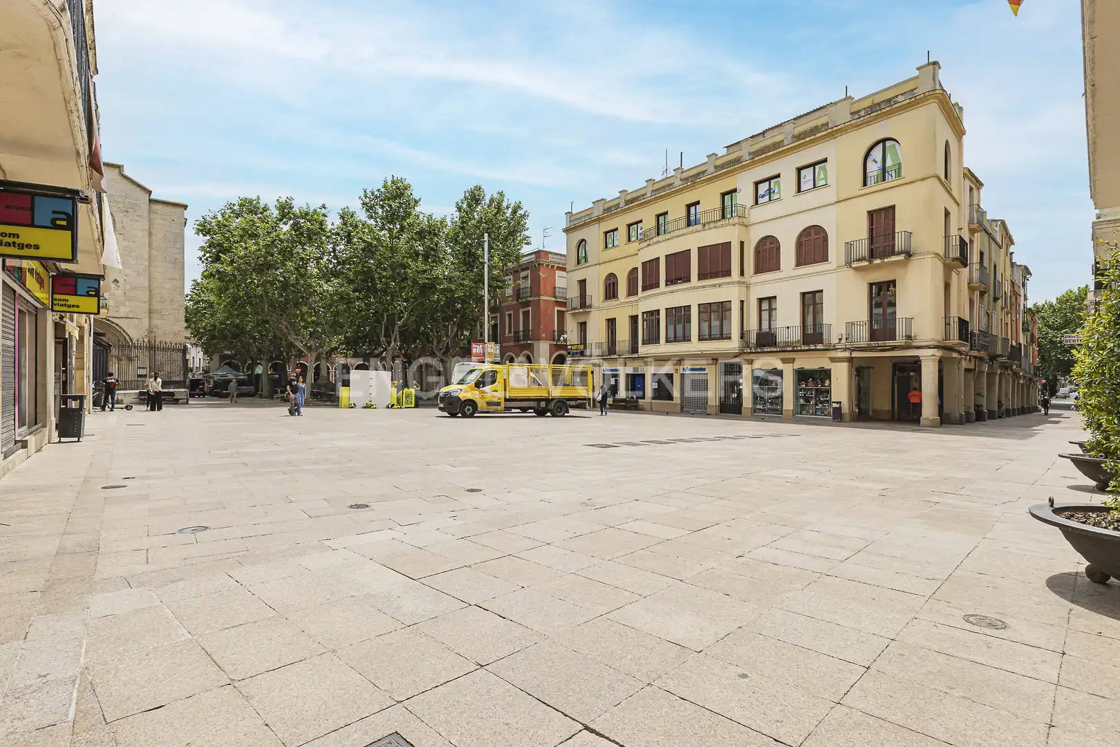 Aparcament de Edifici en venda en Vilafranca del Penedès