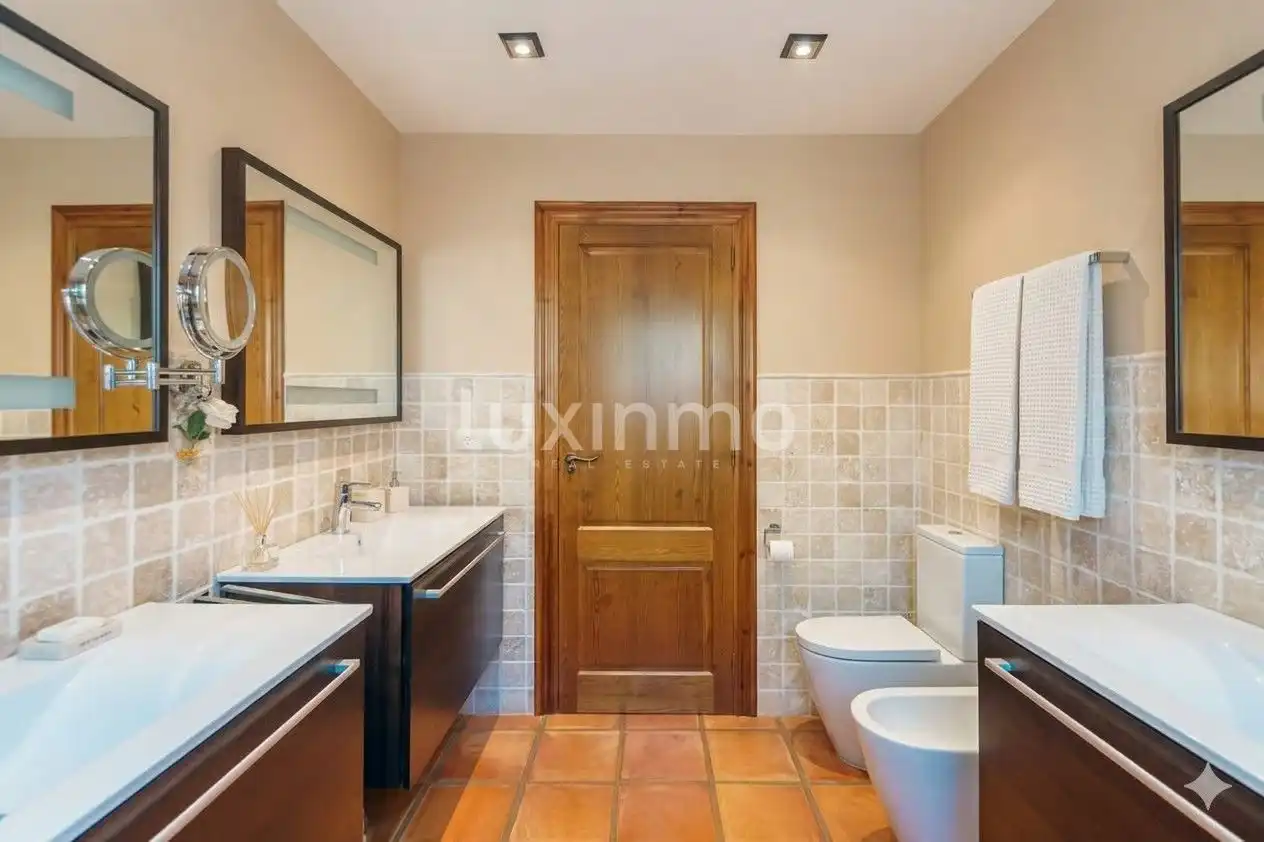 Villa con piscina in vendita a Coloma, imagen 25