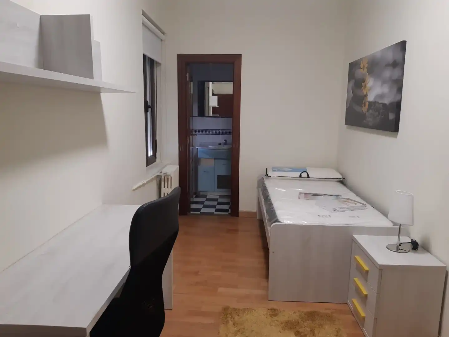 Bedroom of Flat for rent in Salamanca  with Heating, Parquet flooring and Furnished