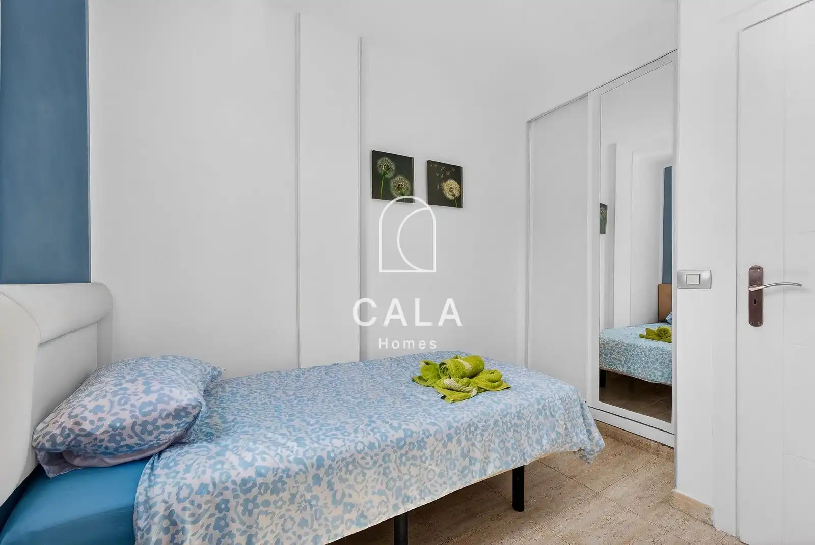 Schlafzimmer von Einfamilien-Reihenhaus zum Verkauf in Adeje mit Klimaanlage, Heizung und Terrasse