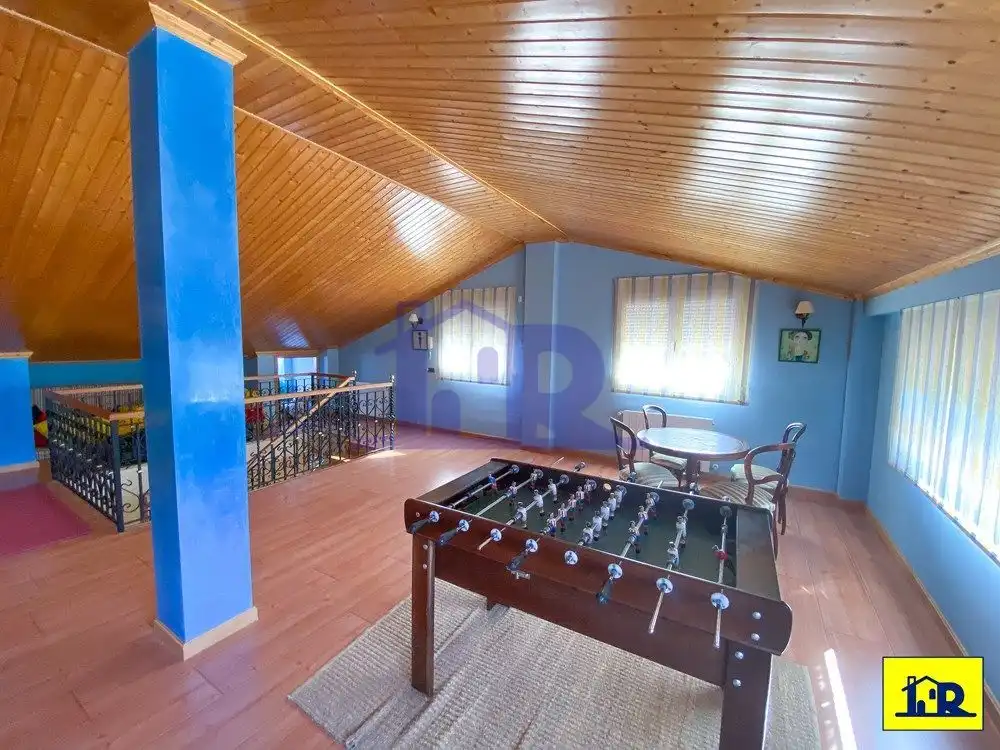 Houses for sale in Arcas del Villar  with Terrace, Storage room and Swimming Pool