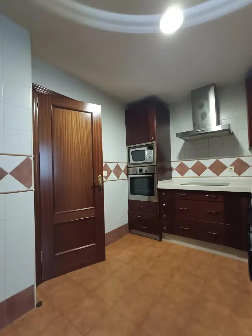 Cocina de Piso en venta en La Algaba con Aire acondicionado