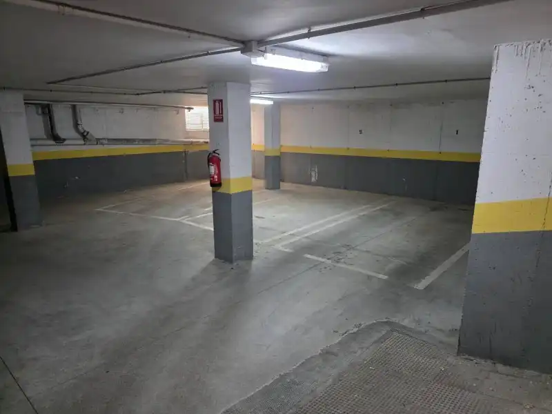 Aparcament en venda a Zona Norte - Hospital - Urbanizaciones, imagen 8