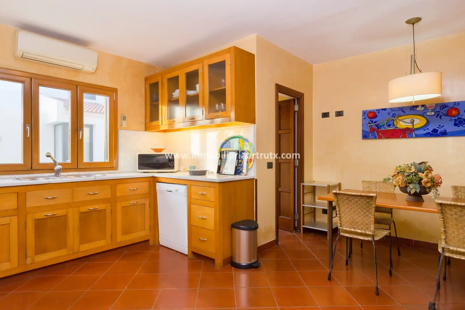 Cuina de Casa o xalet en venda en Ciutadella de Menorca amb Aire condicionat, Calefacció i Terrassa