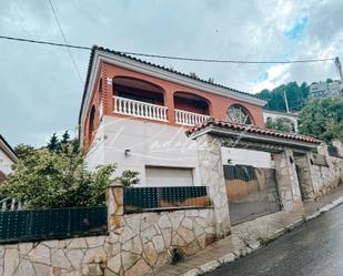 Vista exterior de Casa o xalet en venda en Alcover amb Aire condicionat, Calefacció i Jardí privat