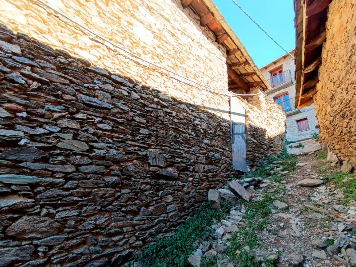 Vista exterior de Residencial en venta en Rialp