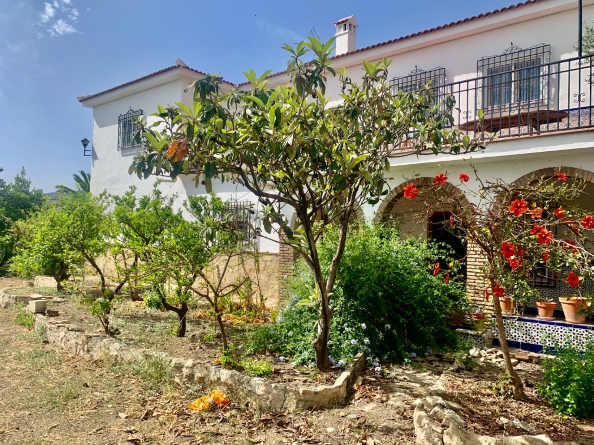 Jardí de Casa o xalet en venda en Alcaucín amb Aire condicionat, Jardí privat i Terrassa
