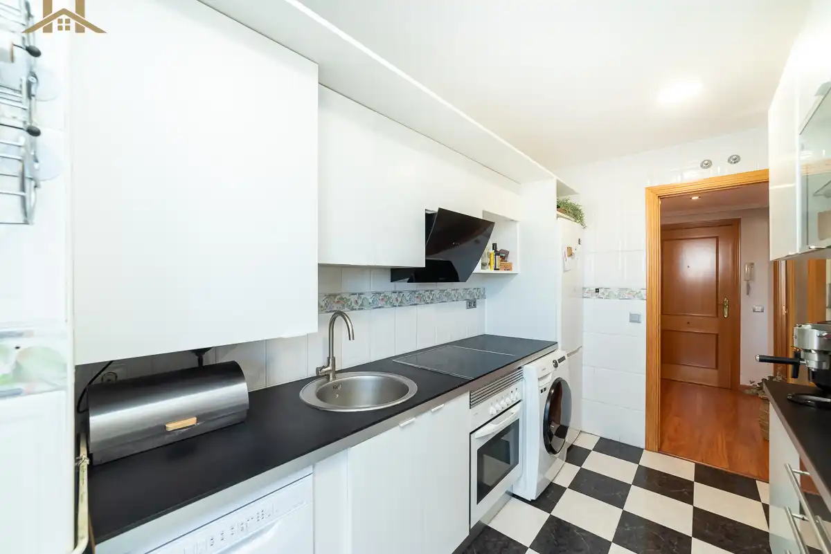 Cuina de Àtic en venda en Arroyomolinos (Madrid) amb Aire condicionat, Calefacció i Terrassa