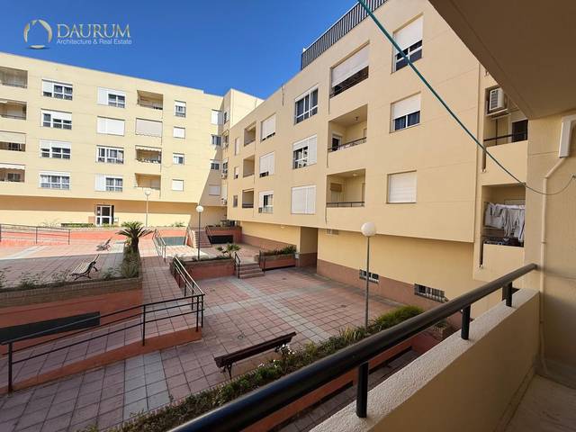 Piso en Venta en Ceuta en Puerto de Estepona