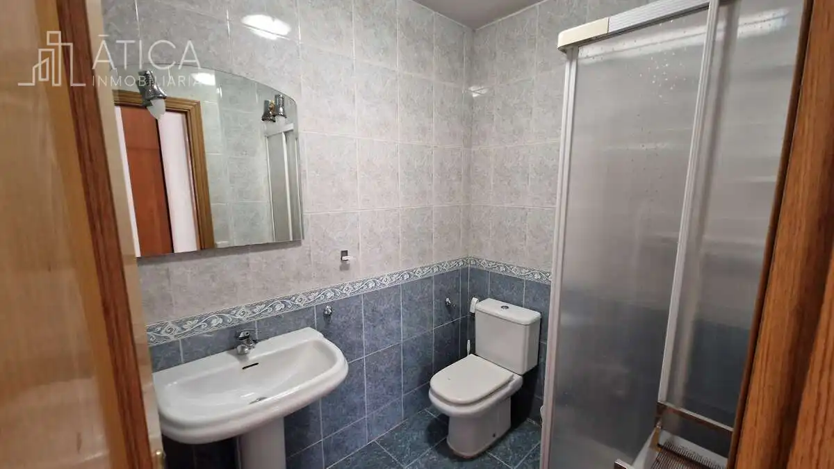 Badezimmer von Wohnung zur Miete in San Bernardo - Carmelitas - Campus