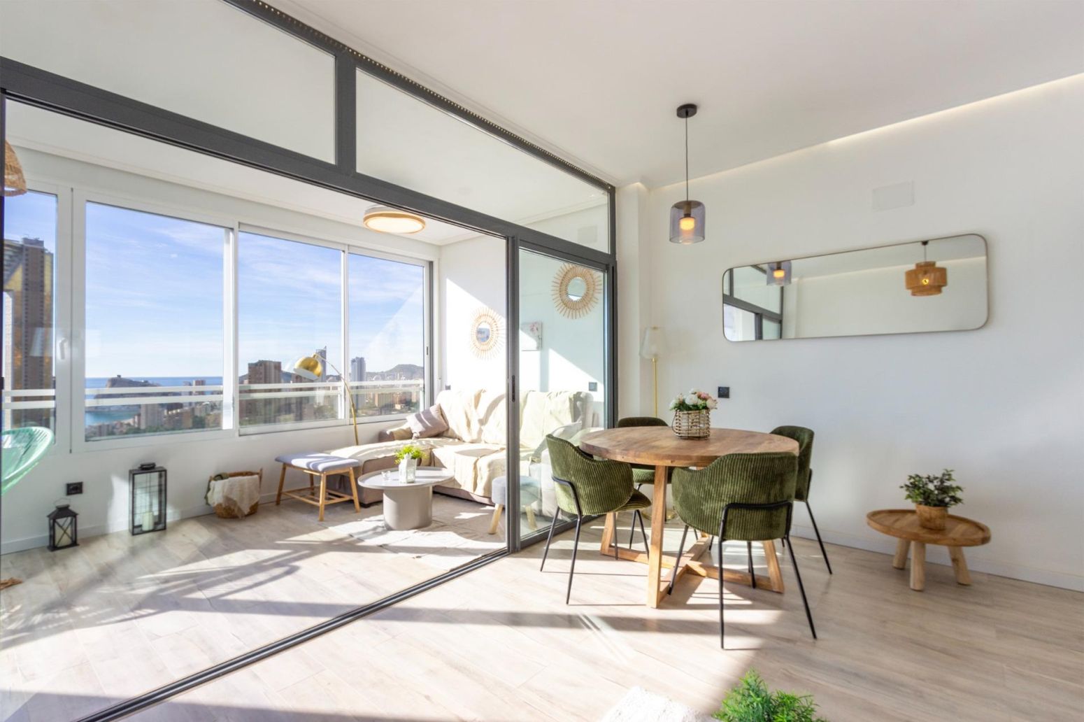 Flat to rent in Benidorm - PRESIDENTE ADOLFO SUAREZ, Via Parque