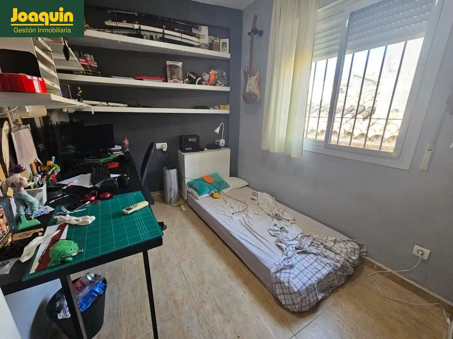 Bedroom of Flat for rent in Córdoba  with Air Conditioner