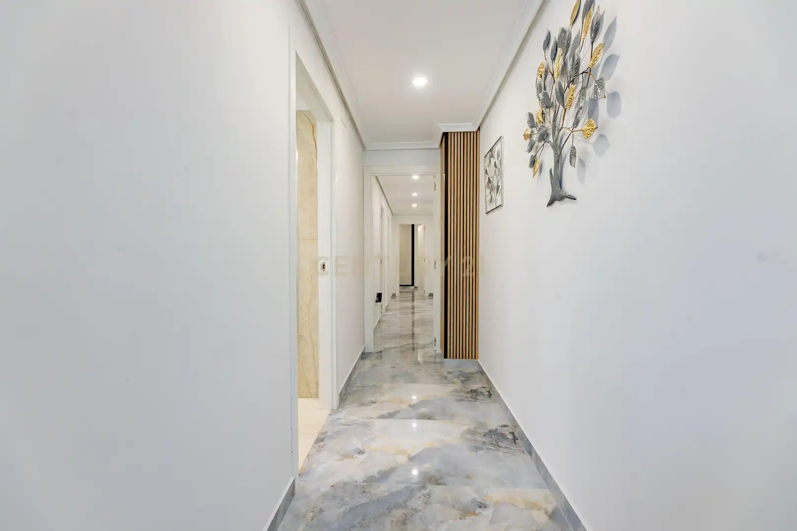Flat for sale in Alzira  with Air Conditioner