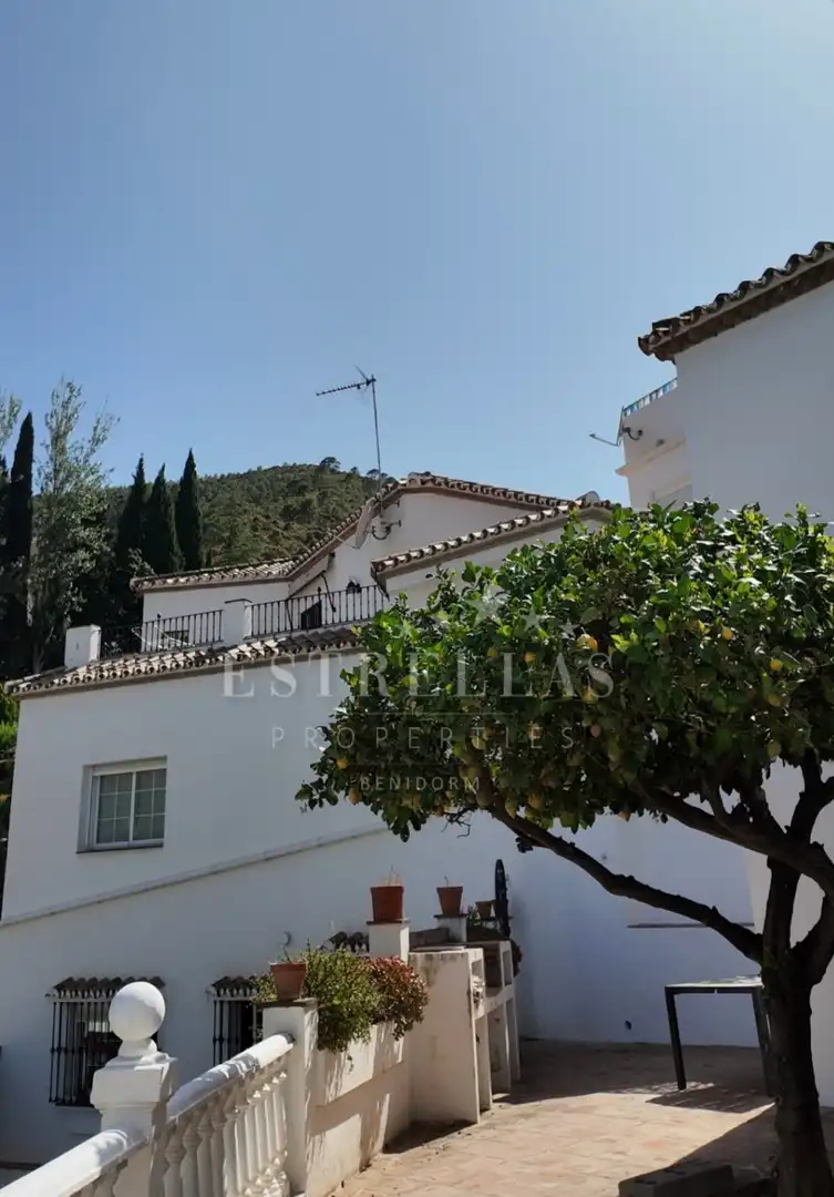 Xalet amb terrassa en venda a Benahavís pueblo, imagen 5