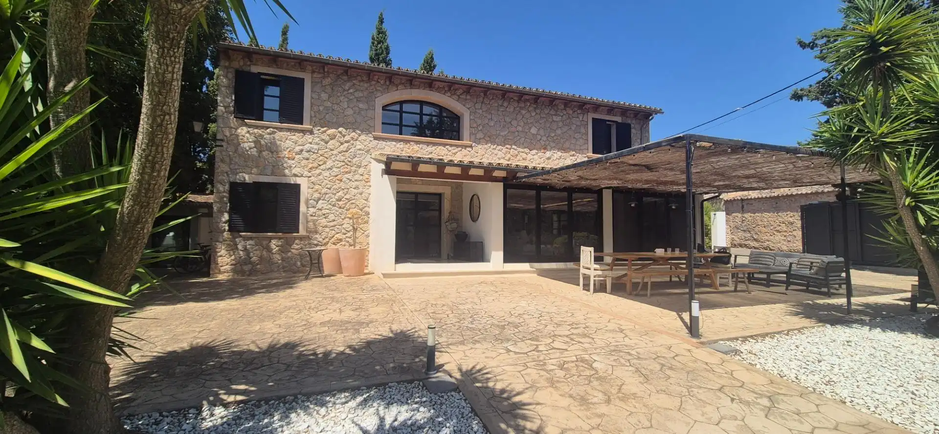 Casa rústica con jardín en venta en DISSEMINATS POLIGON 4, imagen 2