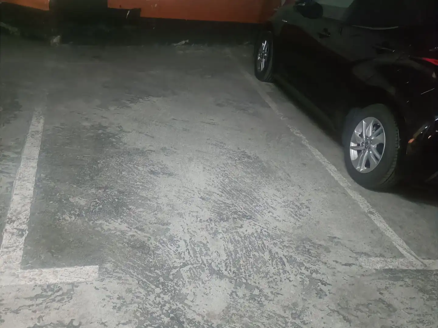 Parking of Garage for rent in Santiago de Compostela 
