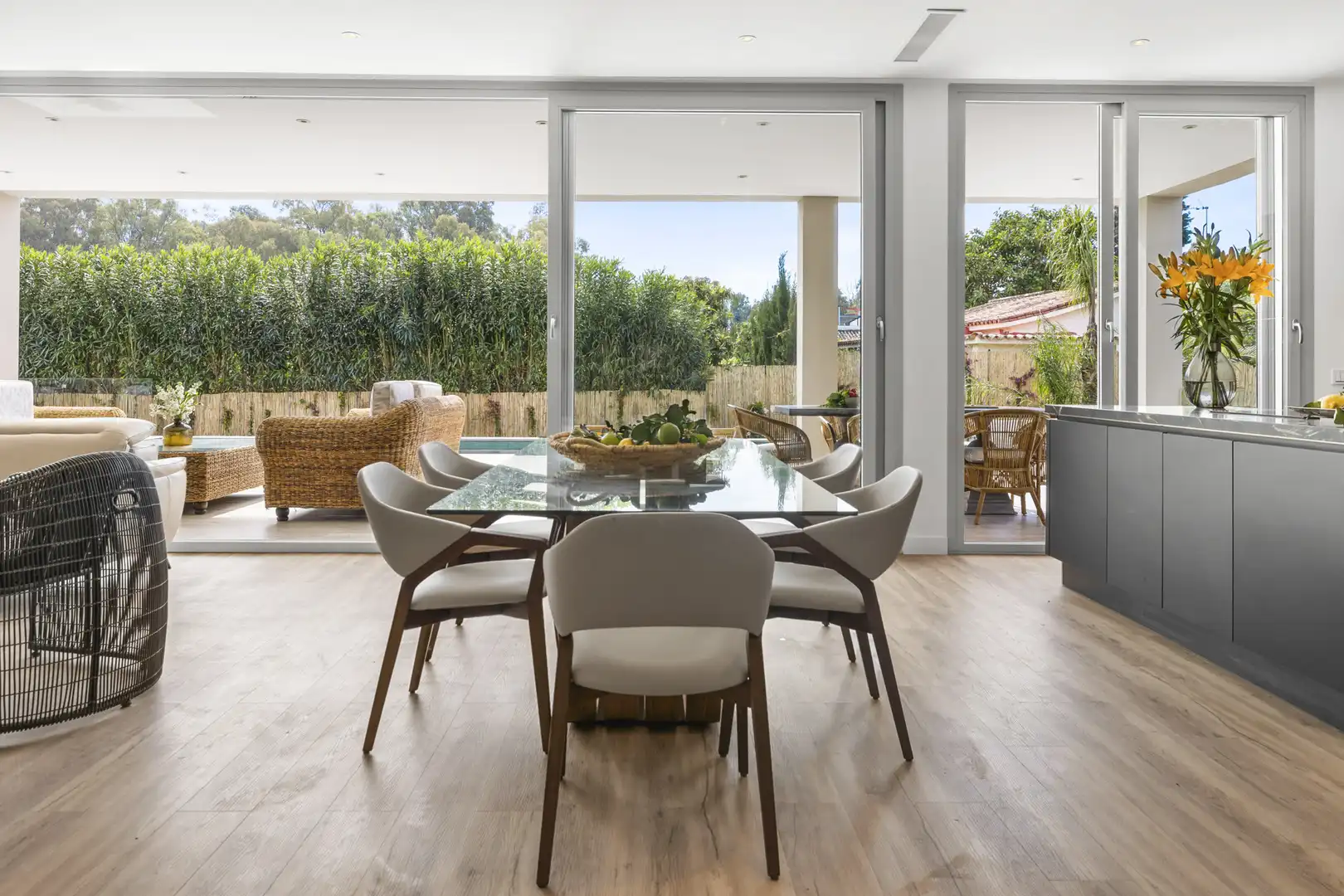 Comedor de Casa o chalet en venta en Marbella con Aire acondicionado, Jardín privado y Terraza