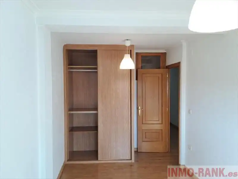 Habitación de Piso en venta en A Cañiza  