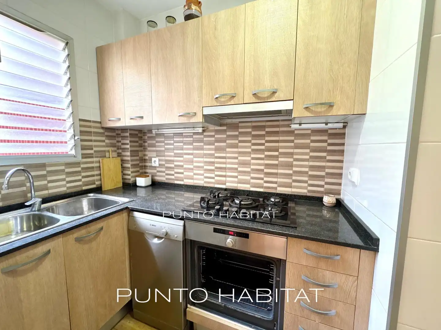 Kitchen of Flat for sale in Barcelona  with Air Conditioner, Heating and Parquet flooring