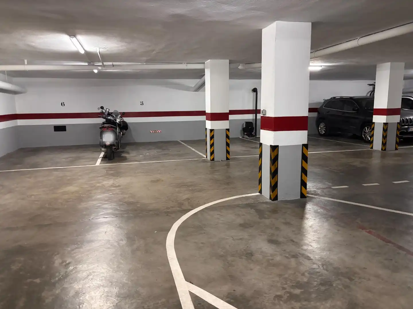 Parkplatz von Wohnung zum Verkauf in Valencia mit Terrasse und Balkon