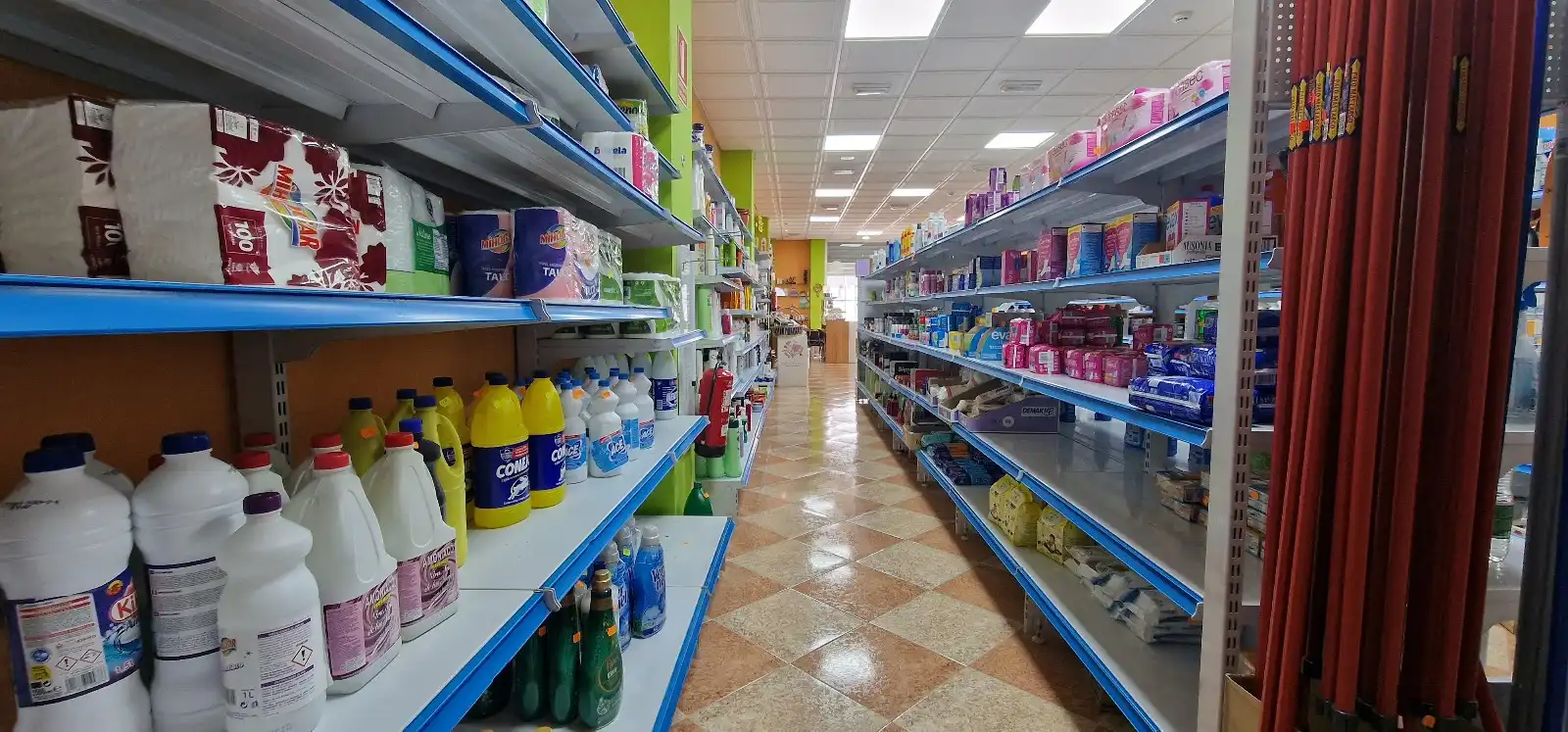 Local comercial en venda a Avenida Blas de Otero, imagen 4