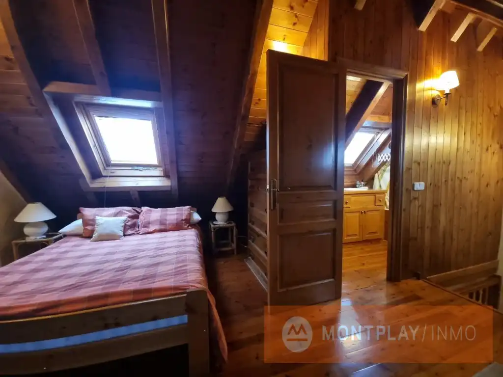 Bedroom of Detached homes for sale in Naut Aran