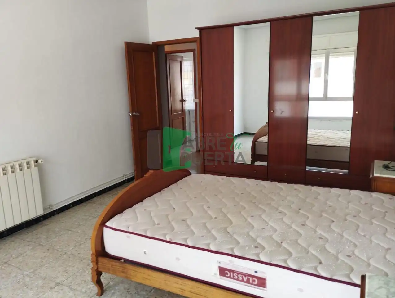 Habitación de Piso en venta en San Miguel de la Ribera con Calefacción, Trastero y Amueblado