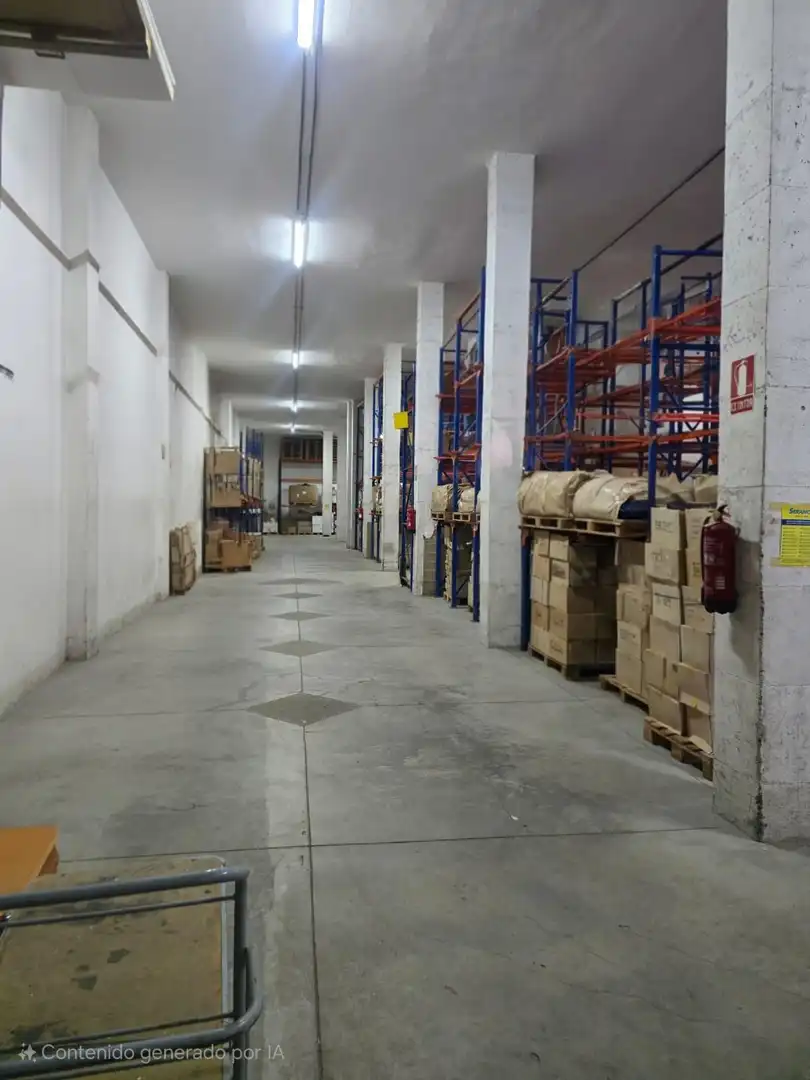 Nave industrial en alquiler en Centro