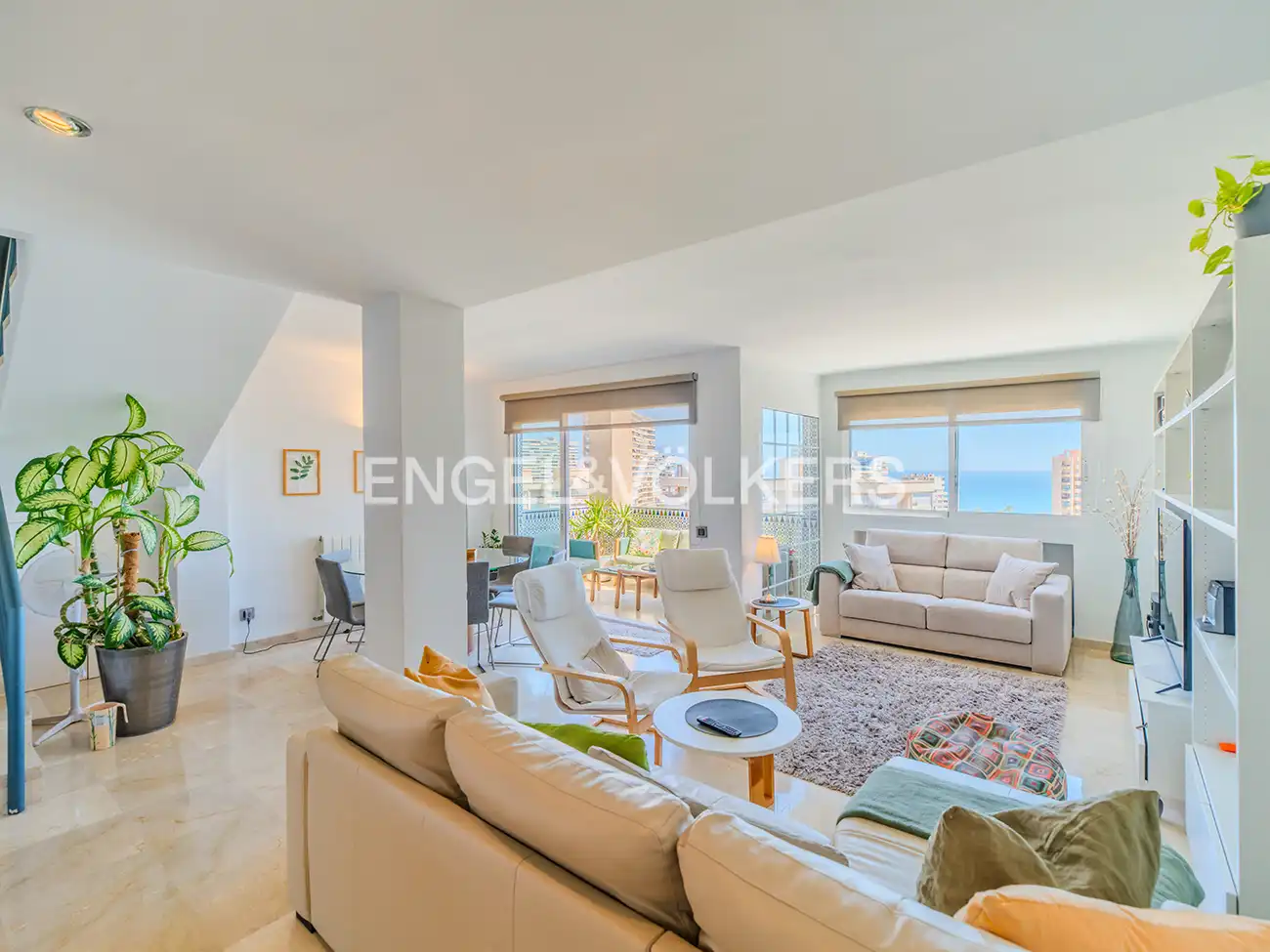 Sala de estar de Ático en venta en Alicante / Alacant con Aire acondicionado, Calefacción y Terraza
