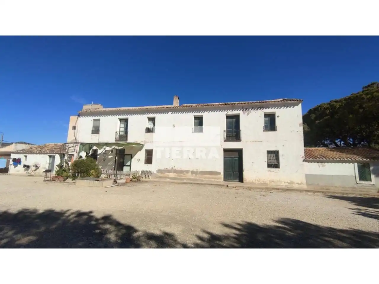 Vista exterior de Edifici en venda en Villajoyosa / La Vila Joiosa